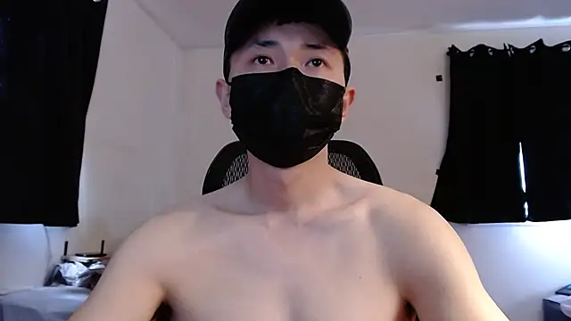 twbobo00715 online show from 02-18-25, 05:42