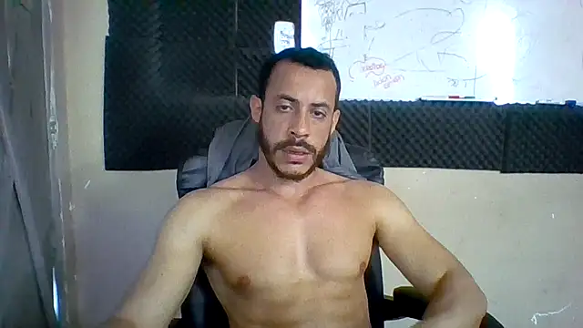 MachoScorpionCaralho online show from 09-10-25, 02:17