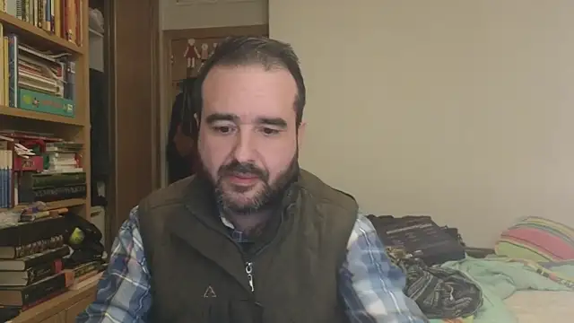 curiosillo83 online show from 01-09-26, 03:26