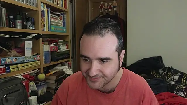 curiosillo83 online show from 04-18-26, 07:07