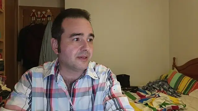 Snapshot of curiosillo83 chatting on 04-23-26, 03:03 curiosillo83 online show from 04-23-26, 03:03