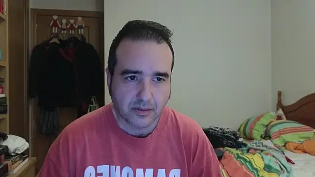 Snapshot of curiosillo83 chatting on 05-02-26, 10:53 curiosillo83 online show from 05-02-26, 10:53