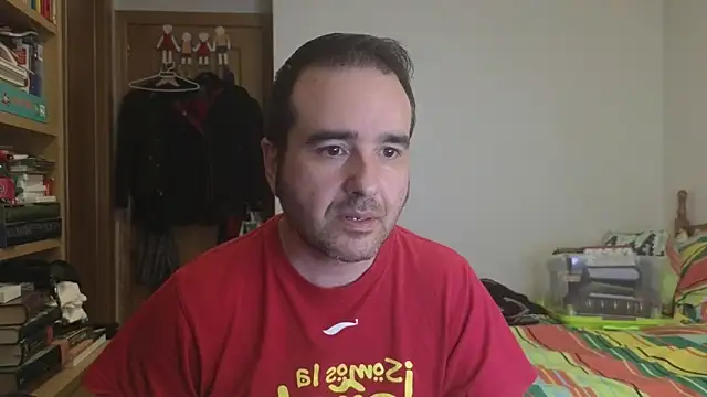 Snapshot of curiosillo83 chatting on 05-16-26, 01:54 curiosillo83 online show from 05-16-26, 01:54