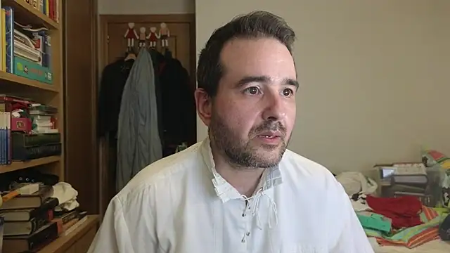 Snapshot of curiosillo83 chatting on 05-24-26, 01:49 curiosillo83 online show from 05-24-26, 01:49