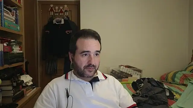 Snapshot of curiosillo83 chatting on 05-30-26, 04:53 curiosillo83 online show from 05-30-26, 04:53