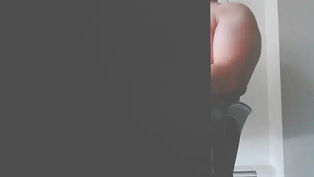 Naked Man  online show from 02-16-26, 04:41