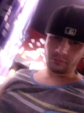 Baggin Straight Boys online show from 07-19-26, 11:36