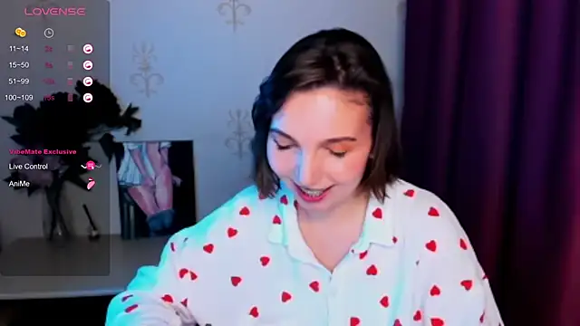 KindHazelHere  online show from 10-30-25, 08:53