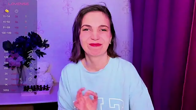 KindHazelHere  online show from 01-31-26, 08:07