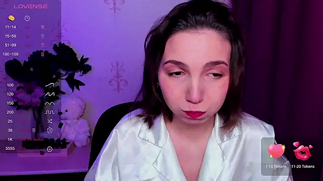 KindHazelHere  online show from 02-25-26, 11:47