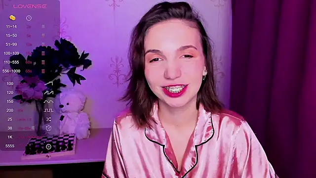 KindHazelHere  online show from 03-19-26, 10:36