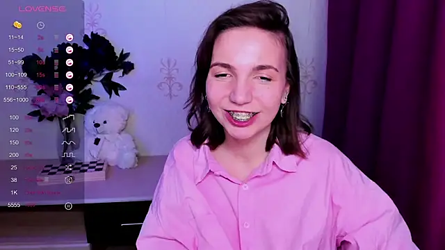 KindHazelHere  online show from 04-11-26, 07:45