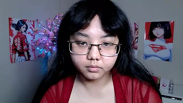 Snapshot of Moertomlly chatting on 09-23-25, 04:15 Moertomlly online show from 09-23-25, 04:15