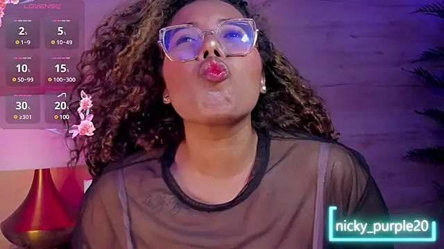  nickypurple  online show from 01-24-25, 06:04