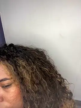  nickypurple  online show from 01-25-25, 12:06