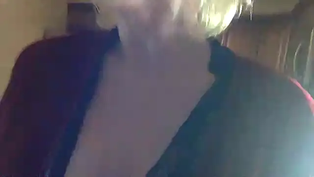Snapshot of TiffaneyLove chatting on 03-15-25, 12:02 TiffaneyLove online show from 03-15-25, 12:02