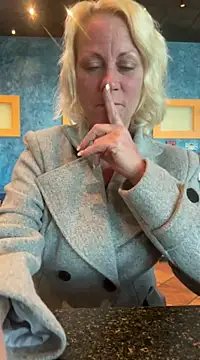 Snapshot of TiffaneyLove chatting on 03-18-25, 03:10 TiffaneyLove online show from 03-18-25, 03:10