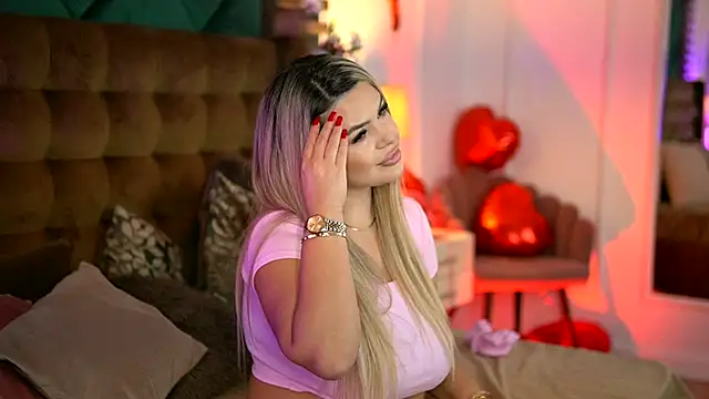 SophieBoobsX online show from 09-18-25, 05:09