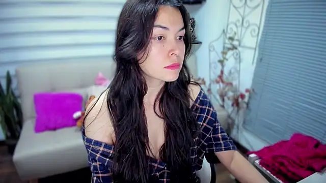 Lunlunera online show from 03-17-26, 02:49