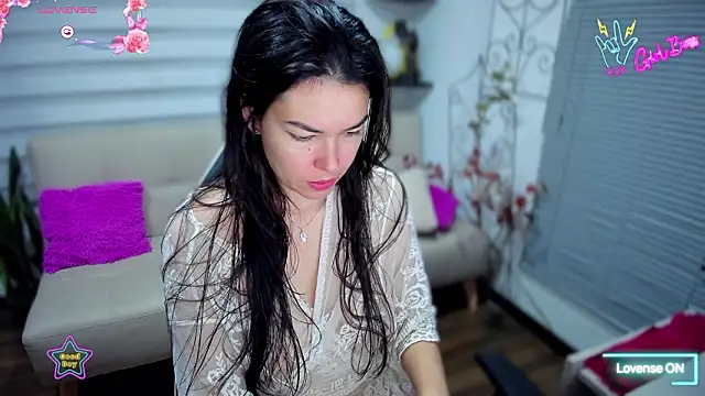 Lunlunera online show from 03-21-26, 03:11