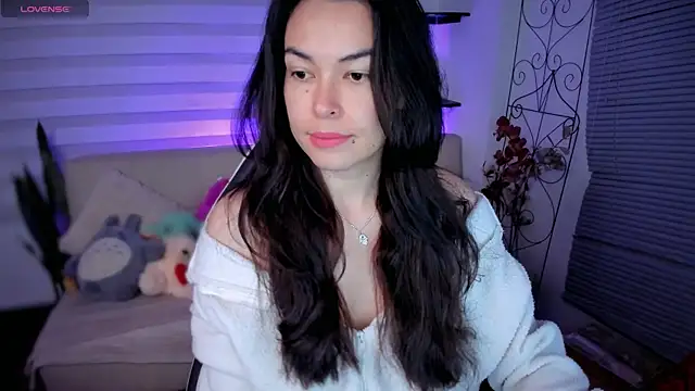 Lunlunera online show from 06-22-26, 04:09