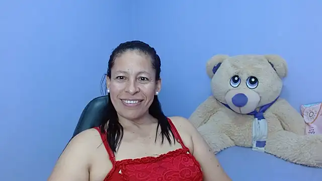 Snapshot of mature_martina chatting on 02-01-25, 11:06 mature martina online show from 02-01-25, 11:06