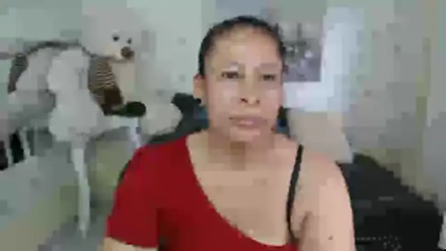 Snapshot of mature_martina chatting on 05-07-26, 08:14 mature martina online show from 05-07-26, 08:14