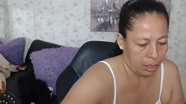 mature martina online show from 06-28-26, 08:53