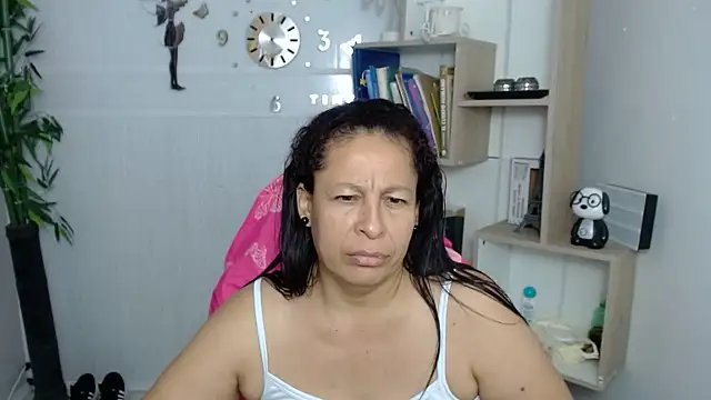 mature martina online show from 07-09-26, 09:02