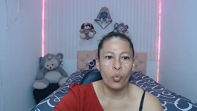 mature martina online show from 07-25-26, 10:51