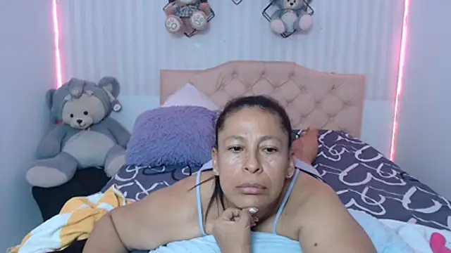 mature martina online show from 07-30-26, 09:52