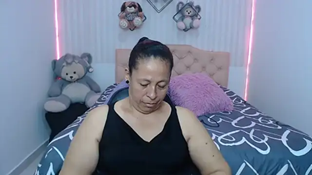 mature martina online show from 07-30-26, 11:04