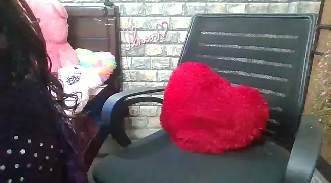 Snapshot of Sexy_iknoor chatting on 01-17-25, 11:17 Sexy iknoor online show from 01-17-25, 11:17