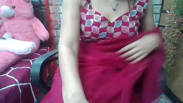 Snapshot of Sexy_iknoor chatting on 02-23-25, 11:00 Sexy iknoor online show from 02-23-25, 11:00