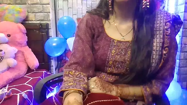 Sexy iknoor online show from 02-15-26, 07:51