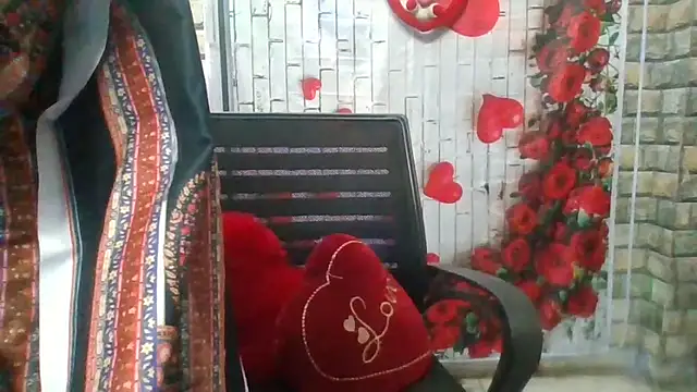 Sexy iknoor online show from 02-19-26, 05:14