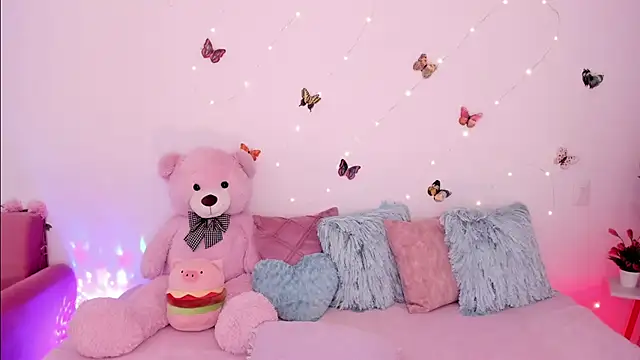 Zara uwu  online show from 06-03-26, 02:33