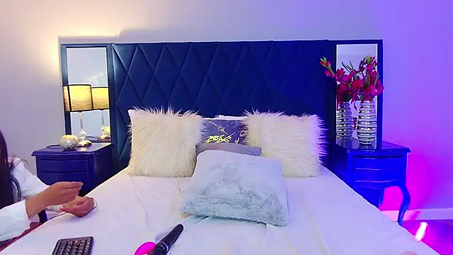 Snapshot of Margaret_Saunders chatting on 01-20-25, 10:37 Margaret Saunders online show from 01-20-25, 10:37