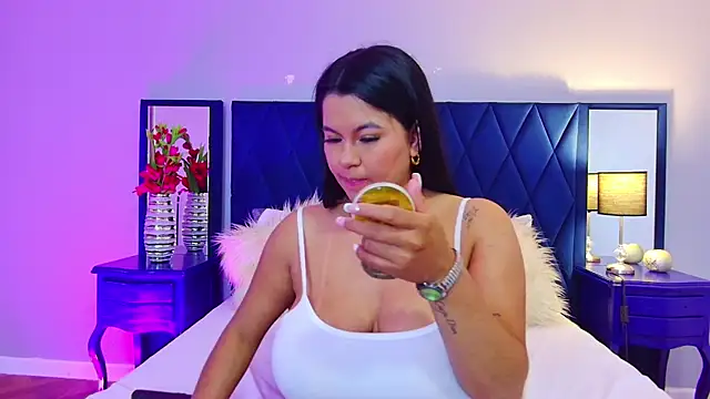 Snapshot of Margaret_Saunders chatting on 03-21-25, 11:12 Margaret Saunders online show from 03-21-25, 11:12