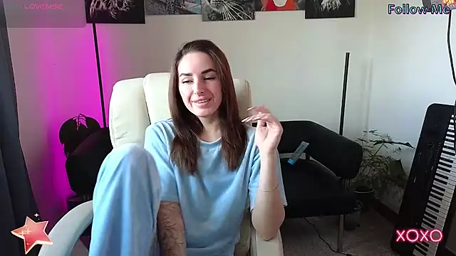 xx adrihanna xx online show from 02-28-25, 06:21