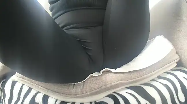 Snapshot of Web_Lady chatting on 02-08-25, 12:50 Web Lady online show from 02-08-25, 12:50