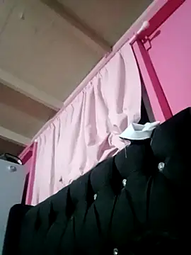 mijito30 online show from 10-20-25, 04:24