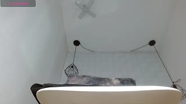 wendy rivera  online show from 02-04-25, 11:49