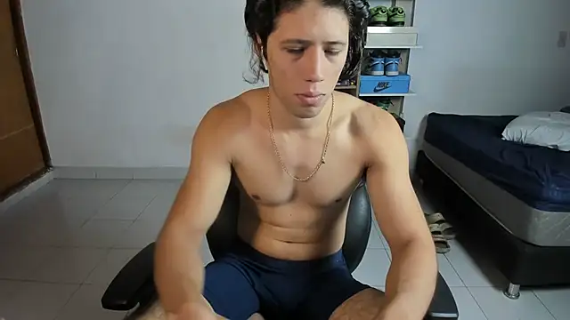 imtonny19 online show from 10-30-25, 01:07