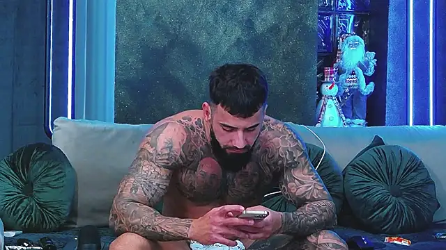 masterkingofmusclee online show from 12-05-24, 03:06