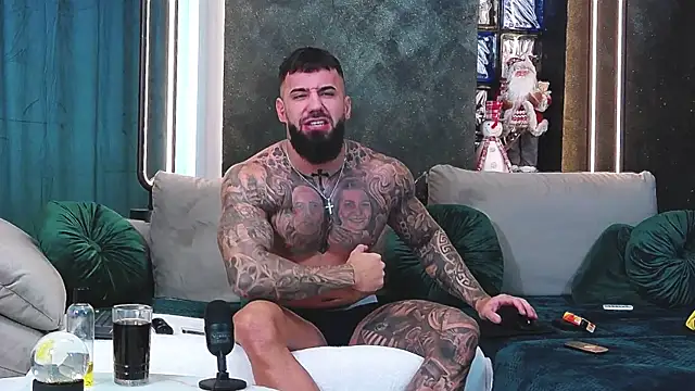 masterkingofmusclee online show from 12-17-24, 12:33