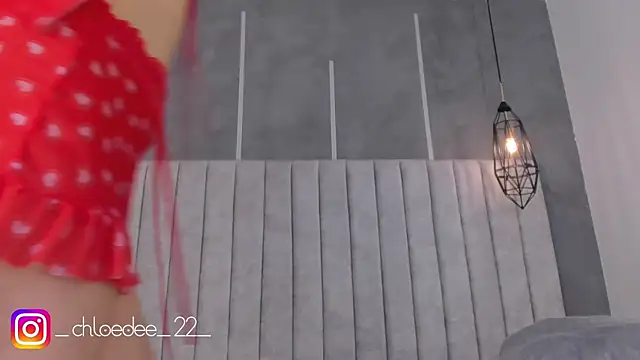 Snapshot of chloe_d chatting on 01-11-25, 10:29 chloe d online show from 01-11-25, 10:29