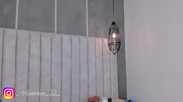 Snapshot of chloe_d chatting on 01-20-25, 01:53 chloe d online show from 01-20-25, 01:53