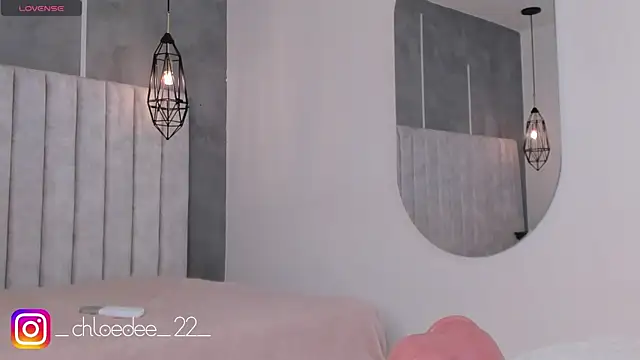 Snapshot of chloe_d chatting on 01-25-25, 10:51 chloe d online show from 01-25-25, 10:51