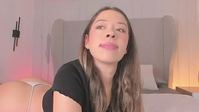 chloe d online show from 12-20-25, 12:01